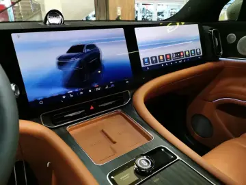 2024 Aito M9 с пробегом 21 000 км