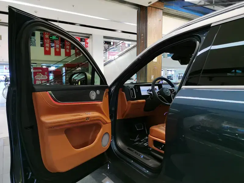 2024 Aito M9 с пробегом 21 000 км