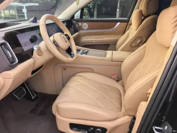 2025 Aito M9 с пробегом 31 000 км