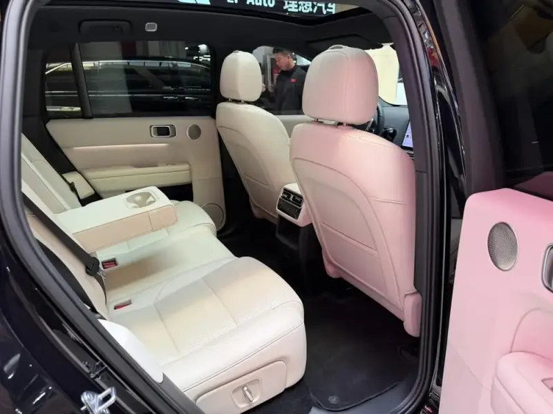2024 Li Auto (Lixiang) L6 с пробегом 40 000 км