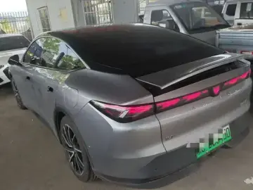 2024 Arcfox Alpha S5 с пробегом 14 000 км