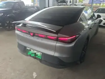 2024 Arcfox Alpha S5 с пробегом 14 000 км