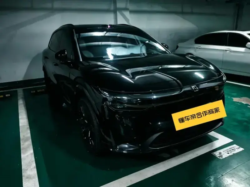 2025 Zeekr 7X с пробегом 5 000 км