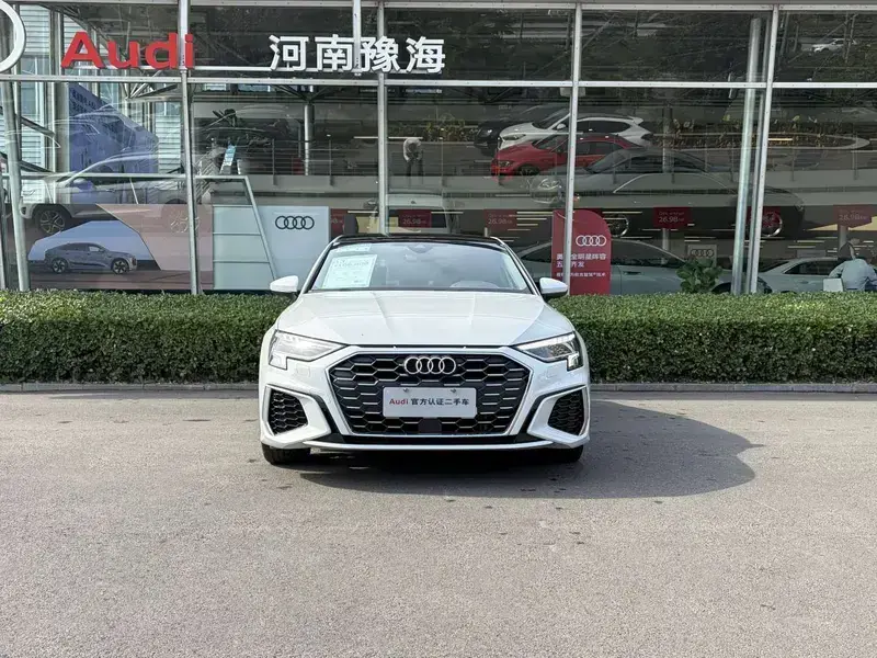 2024 Audi A3 с пробегом 50 000 км