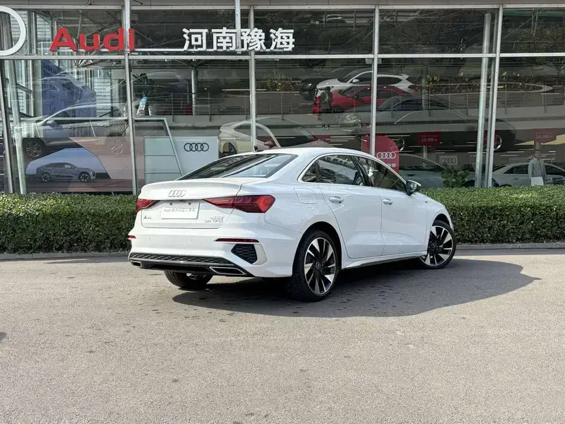 2024 Audi A3 с пробегом 50 000 км