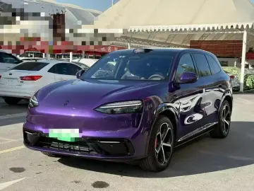 2026 Aito M6 с пробегом 5 000 км