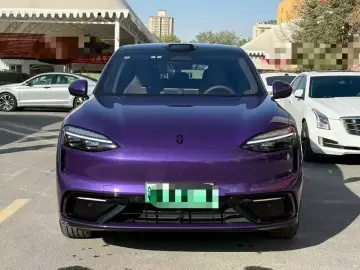 2026 Aito M6 с пробегом 5 000 км