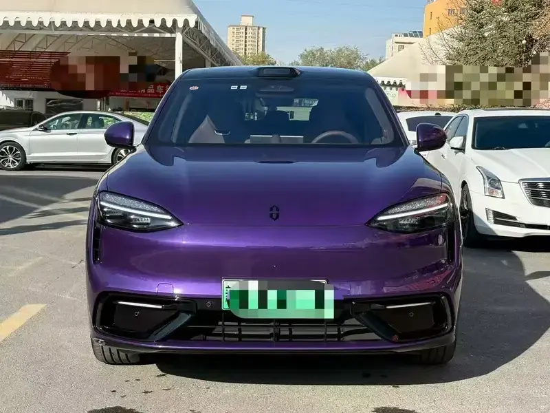 2026 Aito M6 с пробегом 5 000 км