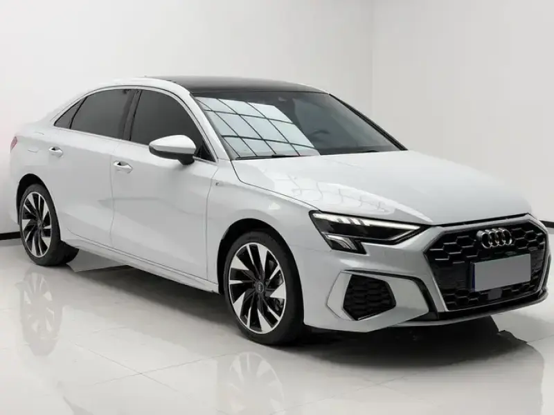 2024 Audi A3 с пробегом 21 000 км