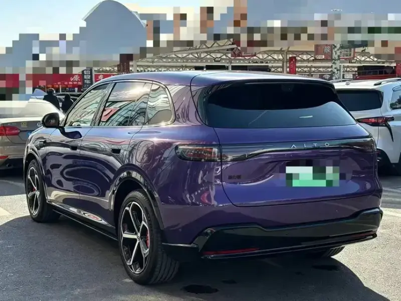 2026 Aito M6 с пробегом 5 000 км