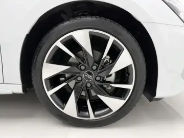2024 Audi A3 с пробегом 21 000 км