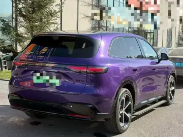2026 Aito M6 с пробегом 5 000 км