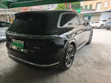 2026 Aito M7 с пробегом 9 000 км