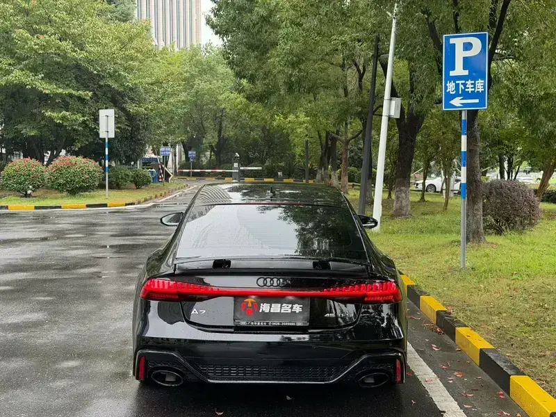2024 Audi A7 с пробегом 31 000 км