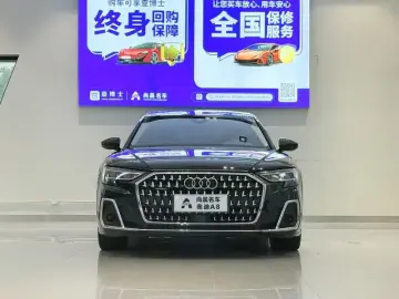 2024 Audi A8 с пробегом 20 000 км