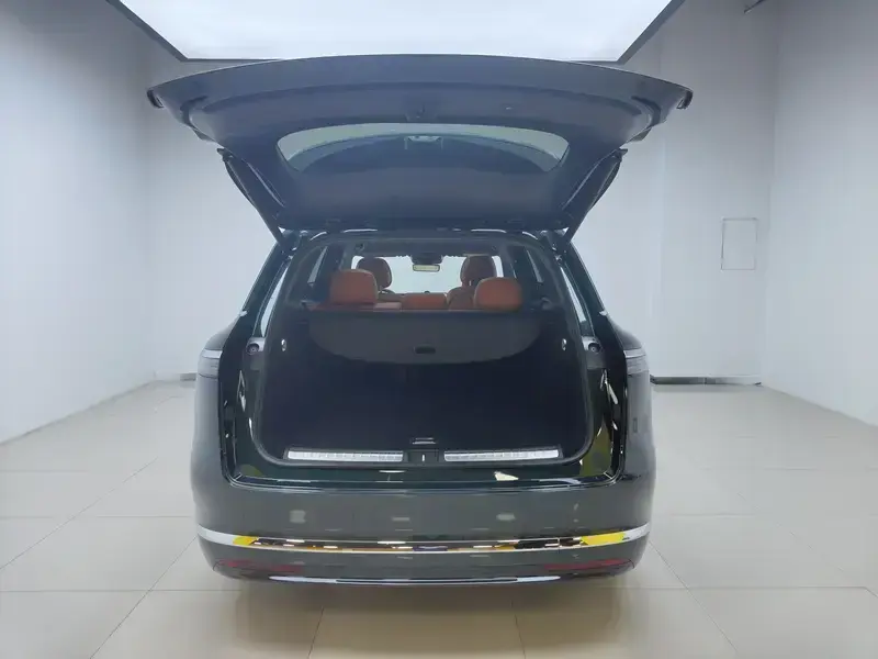 2026 Aito M7 с пробегом 11 100 км