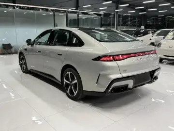 2026 Arcfox S3 с пробегом 500 км