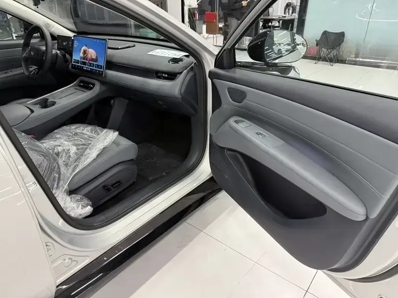 2026 Arcfox S3 с пробегом 500 км