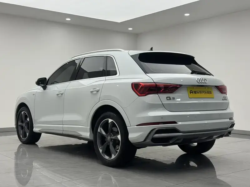 2019 Audi Q3 с пробегом 67 400 км