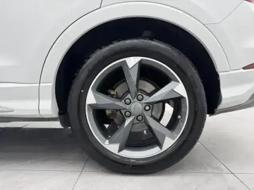 2019 Audi Q3 с пробегом 67 400 км
