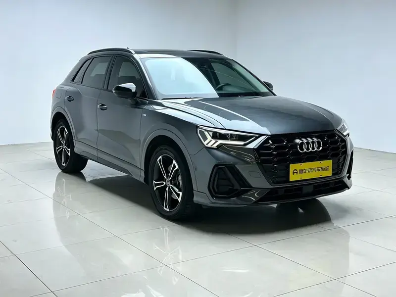 2021 Audi Q3 с пробегом 62 500 км