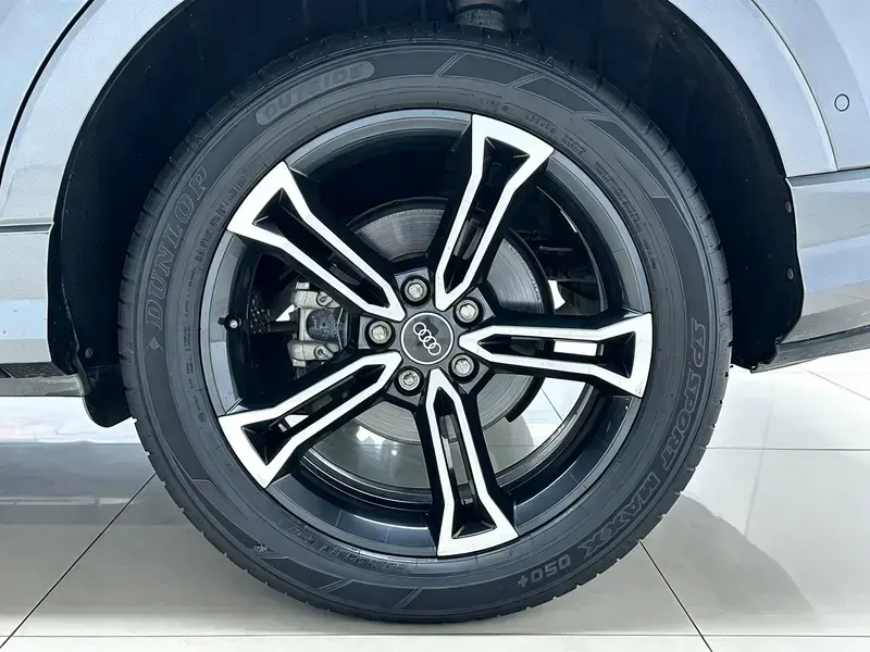 2021 Audi Q3 с пробегом 62 500 км