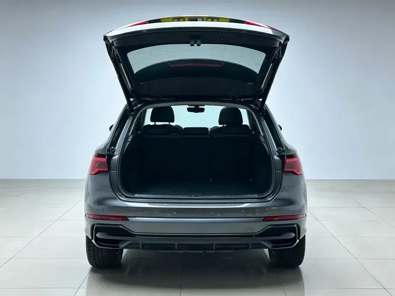 2021 Audi Q3 с пробегом 62 500 км