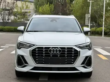 2020 Audi Q3 с пробегом 52 000 км