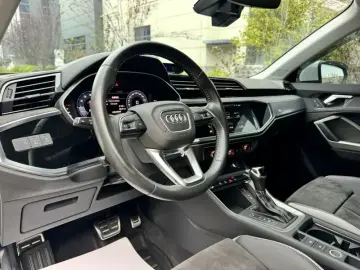 2020 Audi Q3 с пробегом 52 000 км