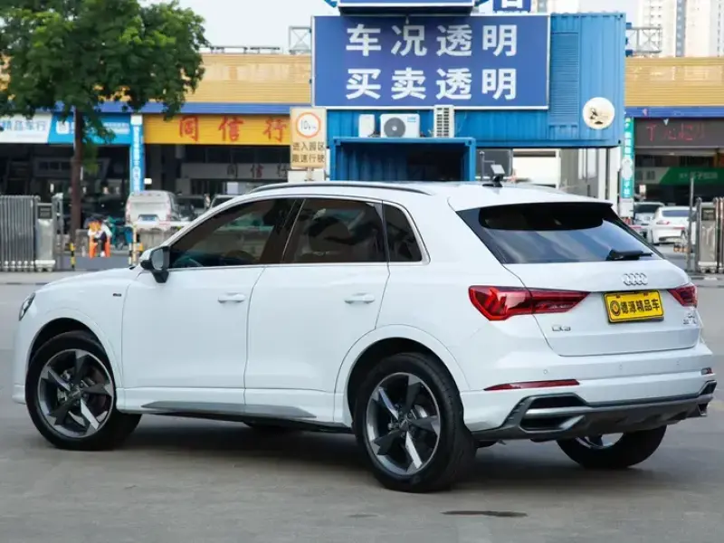 2019 Audi Q3 с пробегом 85 000 км