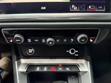 2023 Audi Q3 с пробегом 50 000 км
