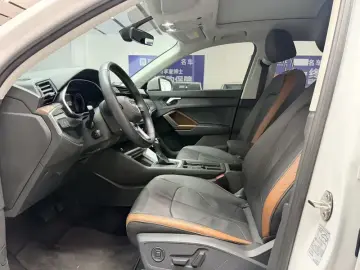 2023 Audi Q3 с пробегом 50 000 км