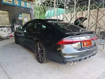 2021 Audi S7 с пробегом 35 000 км