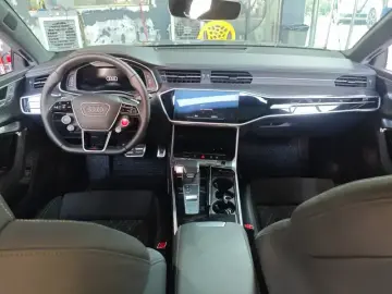 2021 Audi S7 с пробегом 35 000 км