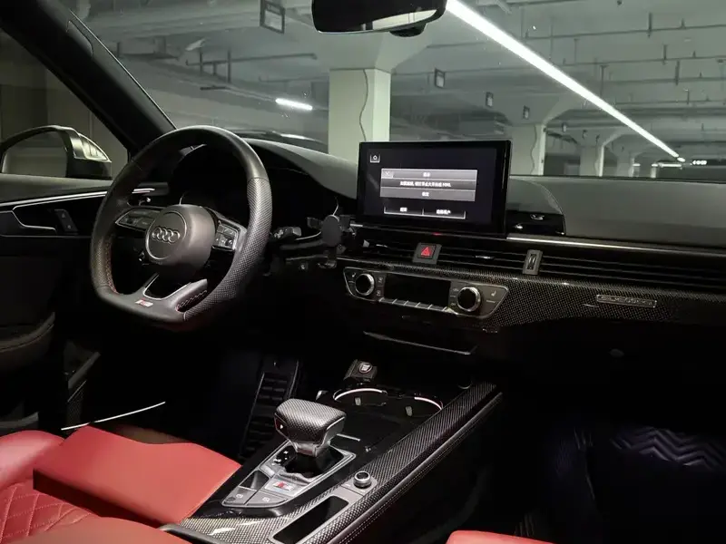 2022 Audi S4 с пробегом 36 000 км