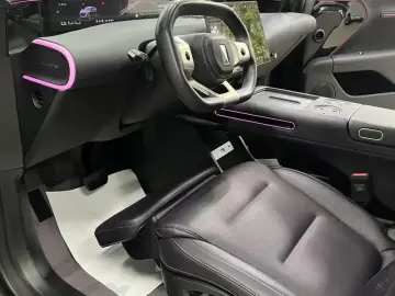 2024 Avatr 07 с пробегом 33 000 км