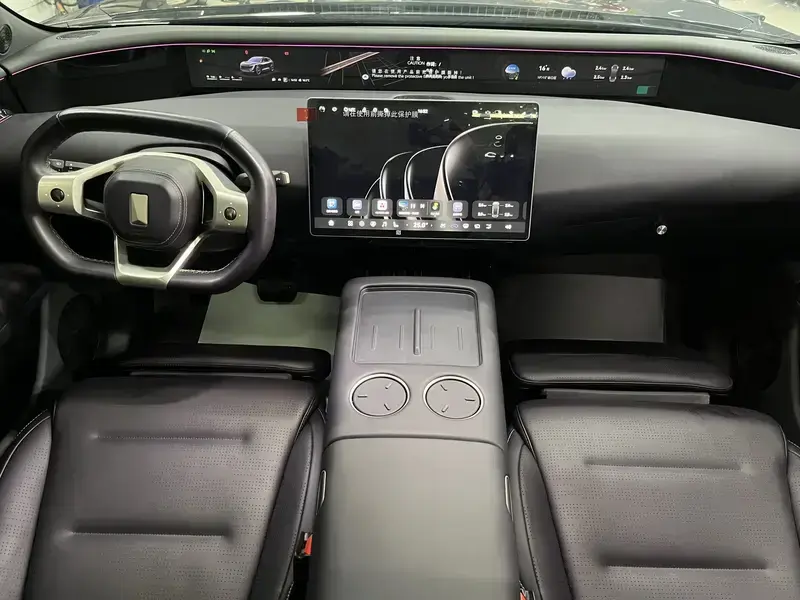 2024 Avatr 07 с пробегом 33 000 км