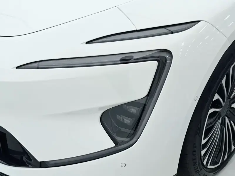 2026 Avatr 12 с пробегом 8 000 км