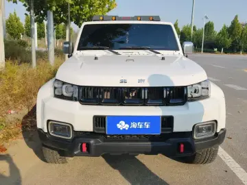 2023 BAIC BJ40 с пробегом 53 000 км