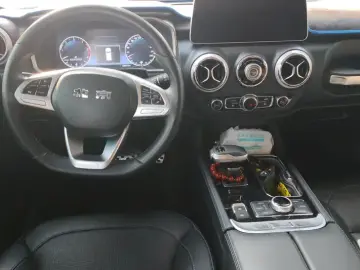 2023 BAIC BJ40 с пробегом 53 000 км
