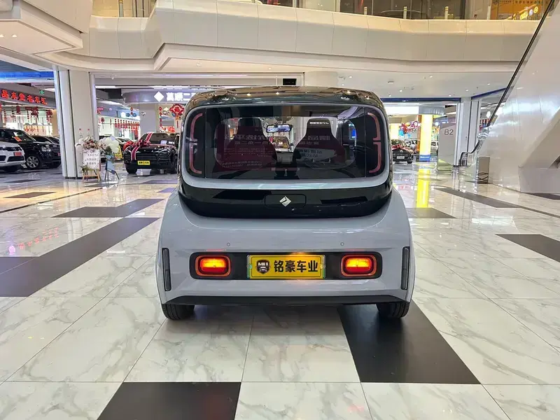 2022 Baojun Kiwi EV с пробегом 52 000 км