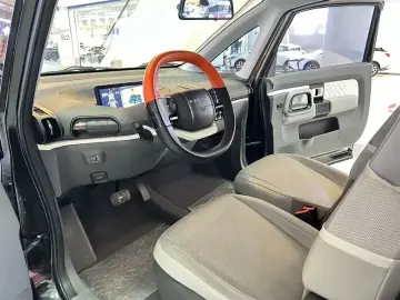 2022 Baojun Kiwi EV с пробегом 52 000 км