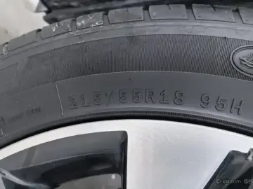 2021 Bestune T77 с пробегом 33 000 км