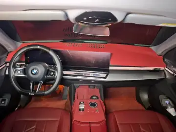 2024 BMW 5 серии с пробегом 23 000 км