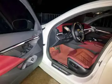 2024 BMW 5 серии с пробегом 23 000 км