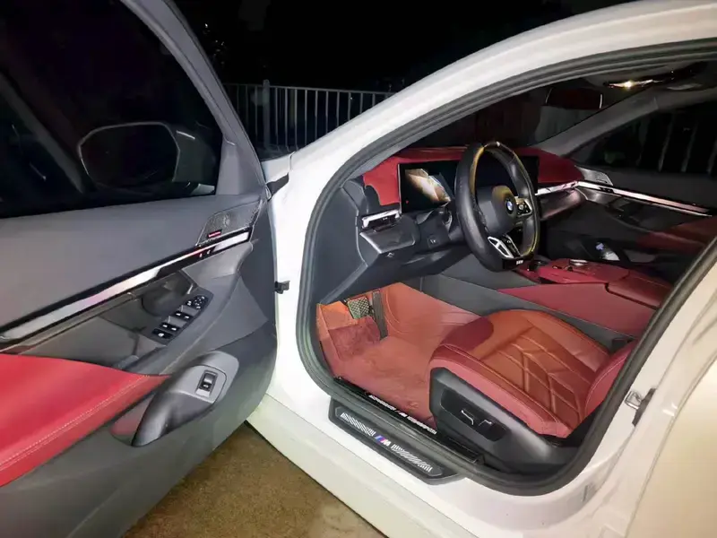 2024 BMW 5 серии с пробегом 23 000 км