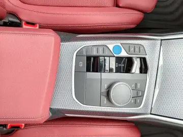 2026 BMW i3 с пробегом 7 000 км