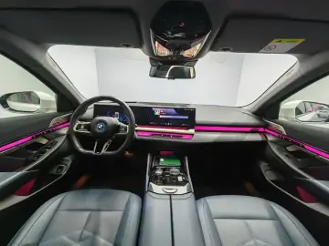 2024 BMW i5 с пробегом 55 300 км