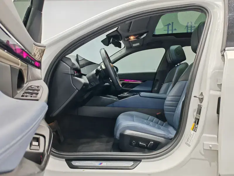 2024 BMW i5 с пробегом 55 300 км