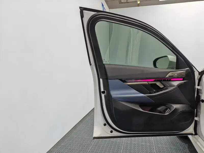 2024 BMW i5 с пробегом 55 300 км